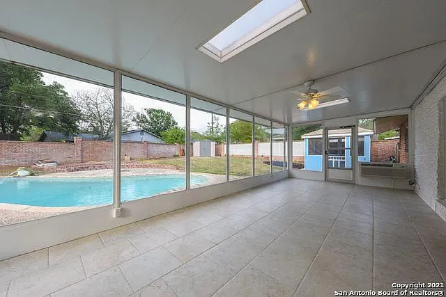 5515 Gleason Dr — Photo 10