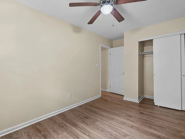 3228 Scarborough Way — Photo 24