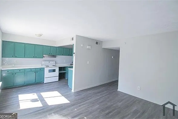 3158 Olive Tree Ct — Photo 5
