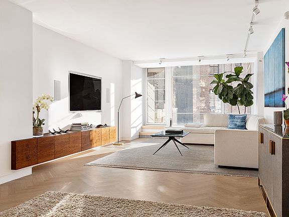 2nd image of 37 W 12th St APT 9C