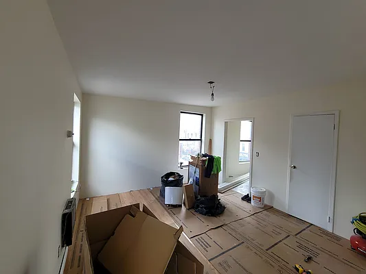 Rented by Capri Jet Realty Corp | media 1