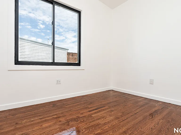 431 Cleveland St #3 — Photo 16