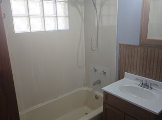 605 W Bluff St, Marseilles, IL 61341