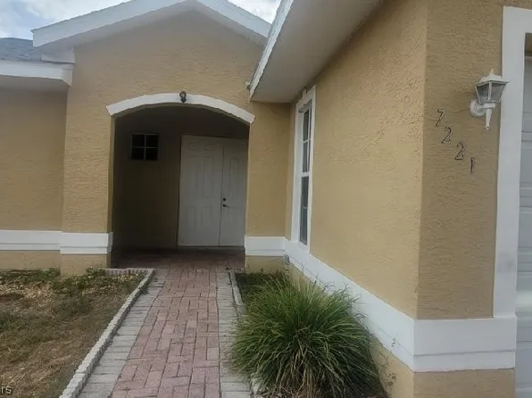 7221 Golf Club Dr, Sebring, FL 33876