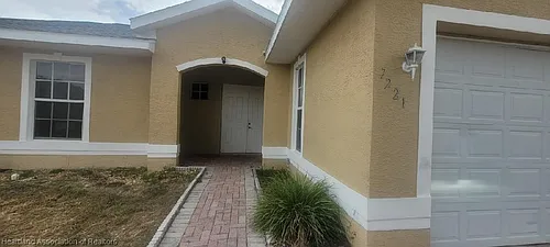 7221 Golf Club Dr Photo 1