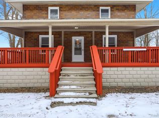 20543 Gudith Rd, Brownstown, MI 48183