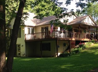 W1132 Spleas Skoney Rd, East Troy, WI 53120