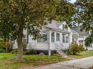 989 Union St, Manchester, NH 03104