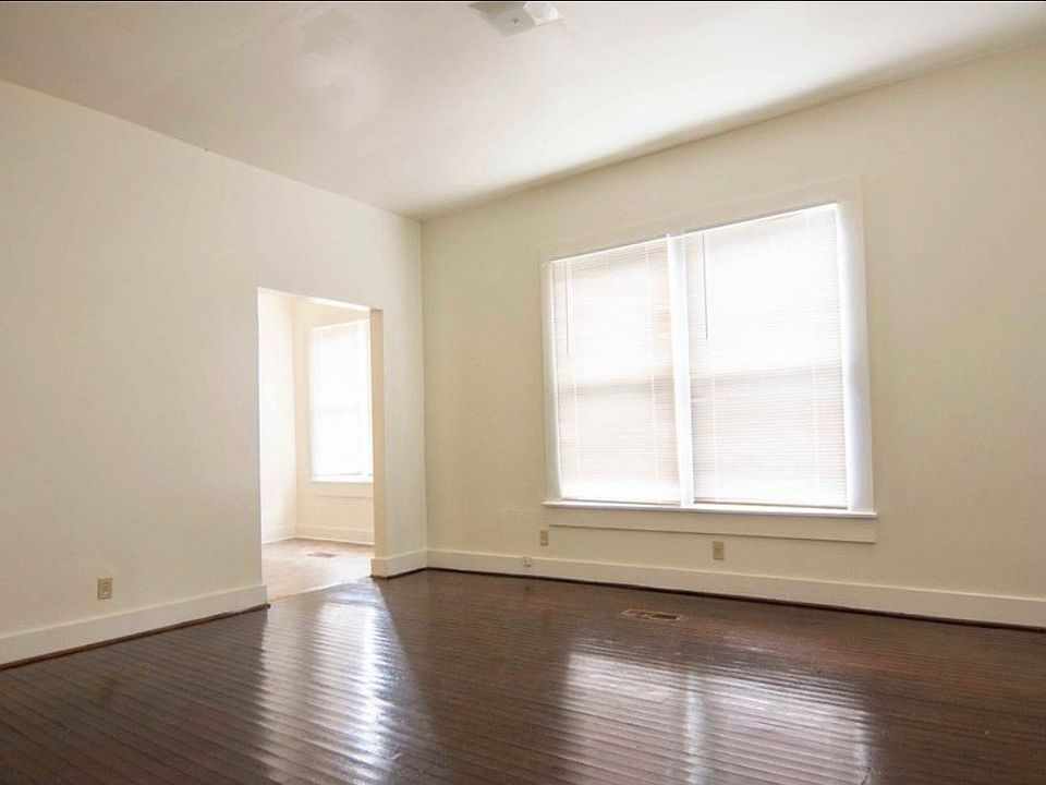 2nd image of 213 W 2nd St APT 4