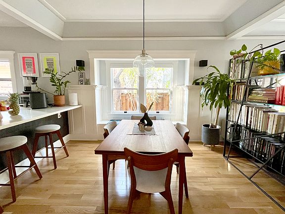 5th image of 2258 Inez St