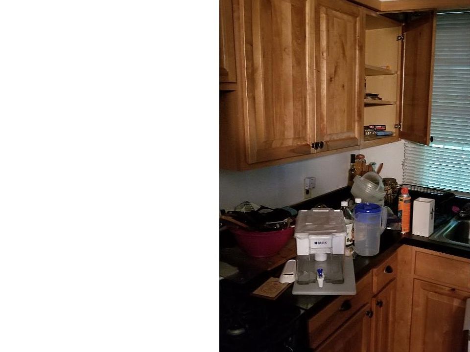 2nd image of 2821 N Taylor St