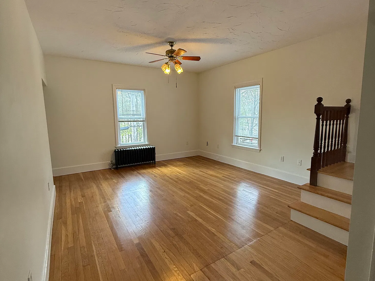 3 bed, 1500 sqft, $2,500 — Photo 2