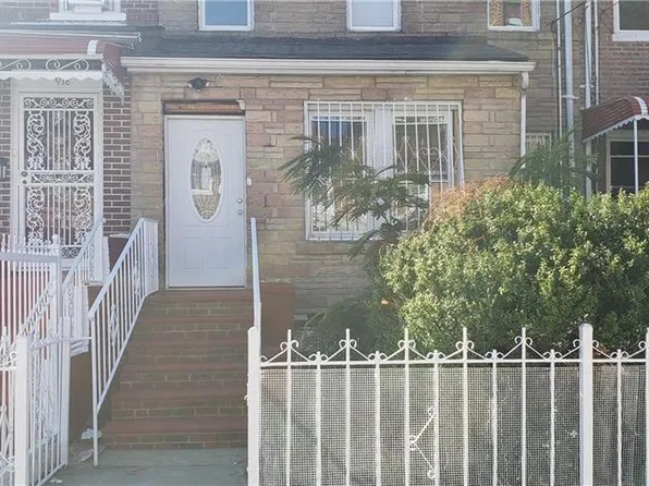 916 E 221st St, Bronx, NY 10469