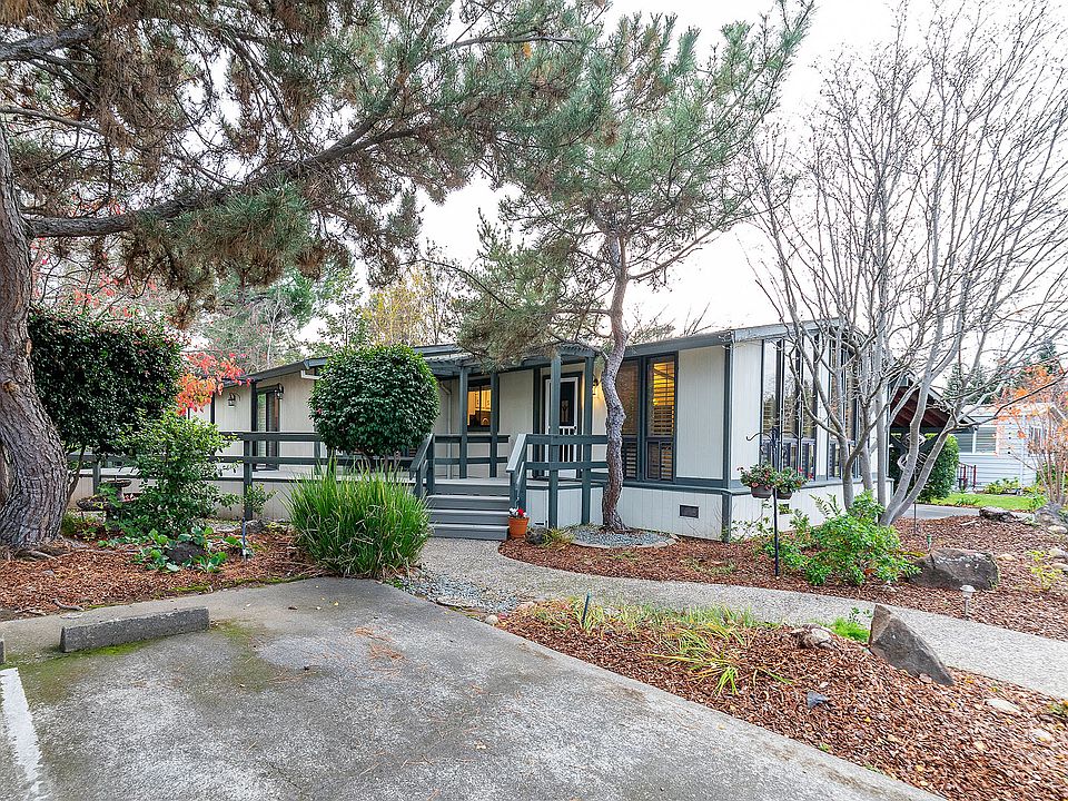 1st image of 586 Southwood Dr