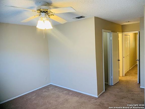 4th image of 12240 Apricot Dr