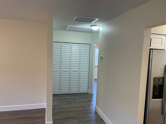 2nd image of 6325 S Roberts Ave APT A
