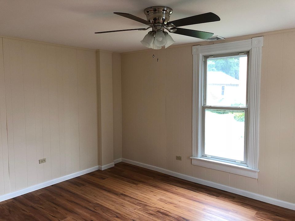 1st Floor Bedroom