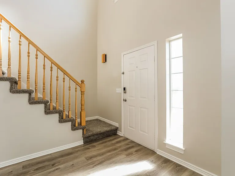 4083 S 1100 W — Photo 5