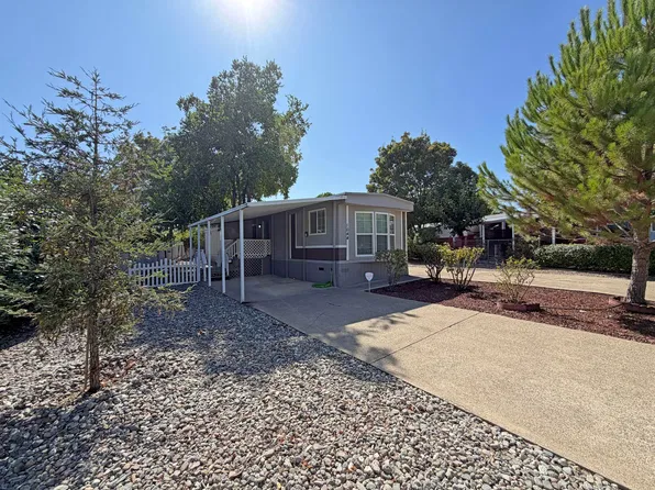 1044 Yogi Ct, Redding, CA 96003