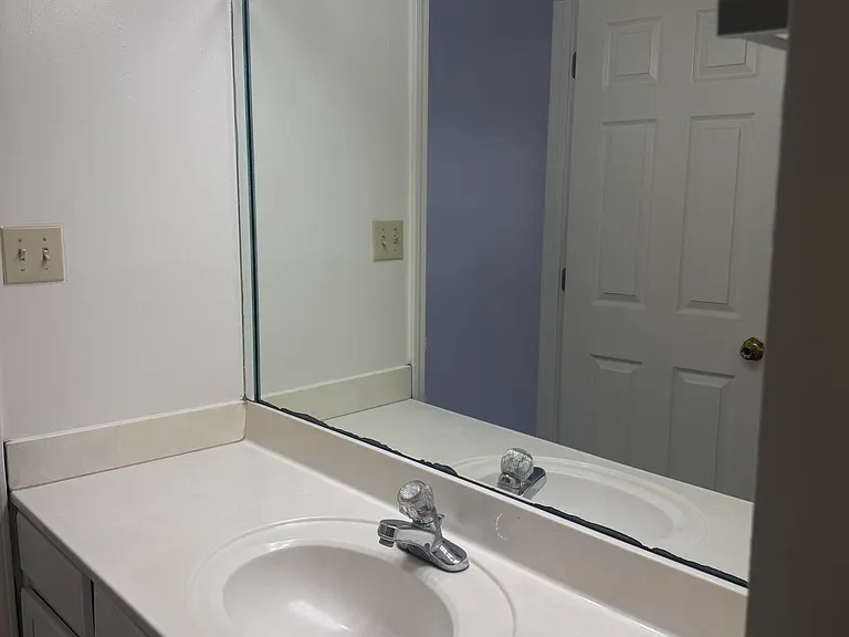 541 Lidian Ct — Photo 12