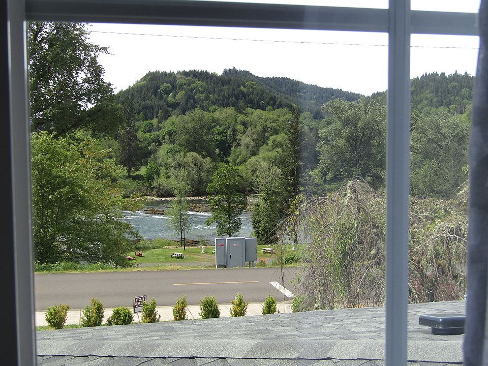 2nd image of 217 2nd St