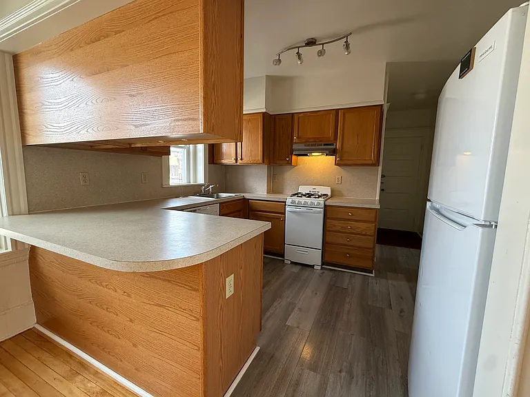 101 Medway St #10 — Photo 4