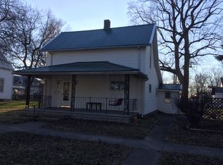 7 S Washington St, Flora, IN 46929