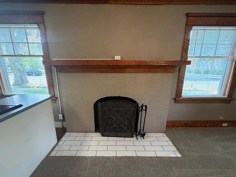 927 South Adams Apartments — Photo 10
