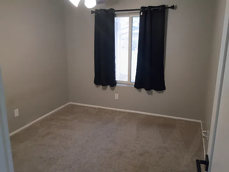 2806 N Evergreen St — Photo 16
