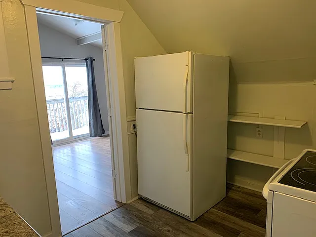 324 E Euclid Ave #B — Photo 6