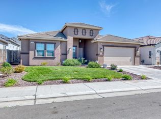 715 Alpine Way S, Madera, CA 93636
