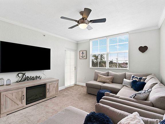 3rd image of 1801 N Flagler Dr APT 618