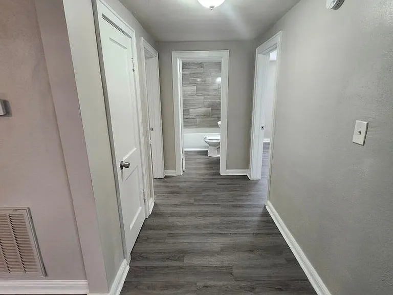 5 Burbank Dr SW #B — Photo 7
