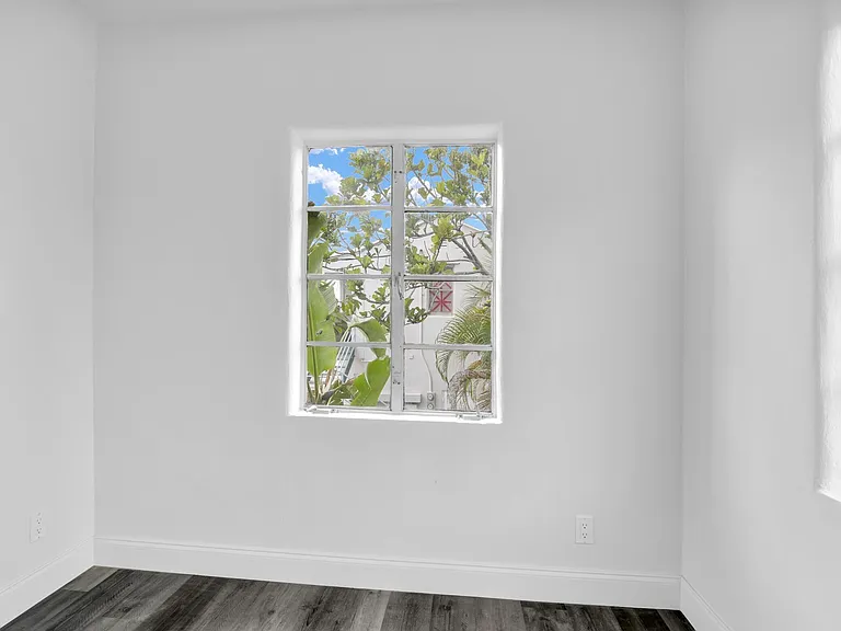 820 N Dixie Hwy #4 — Photo 20