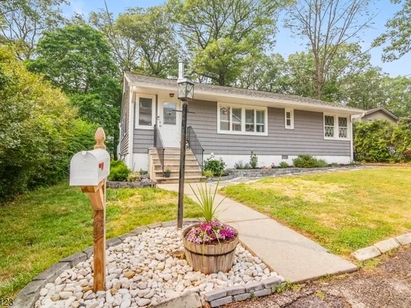 22 Erie Ave, Rockaway Twp., NJ 07866