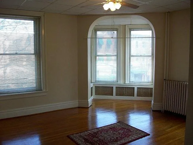 104 W Main St — Photo 2