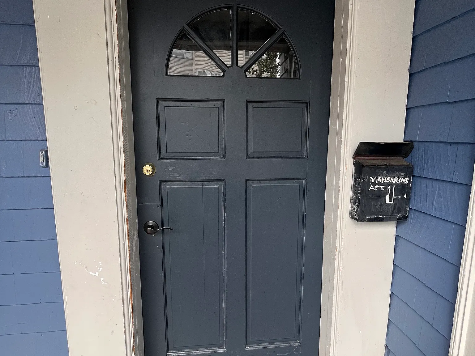 2 bed, 1100 sqft, $2,600 — Photo 2
