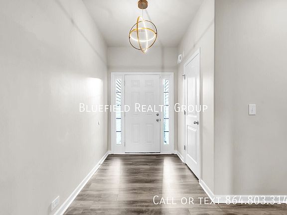 3rd image of 113 Calavera Dr