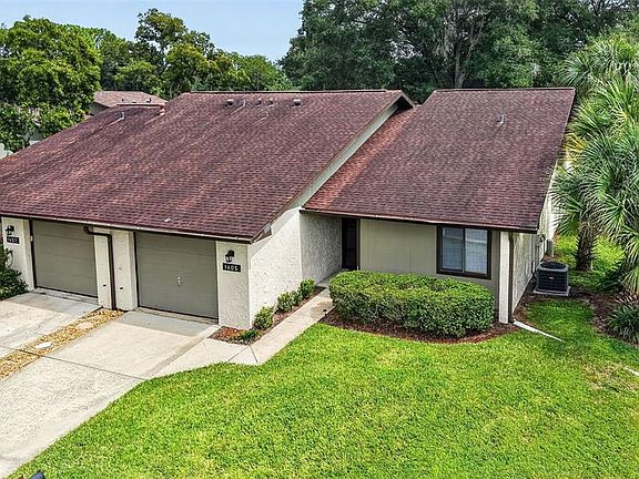 3rd image of 1605 NE 37TH AVENUE
