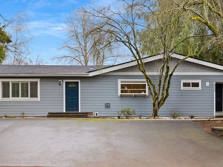 18504 171st Pl NE — Photo 1