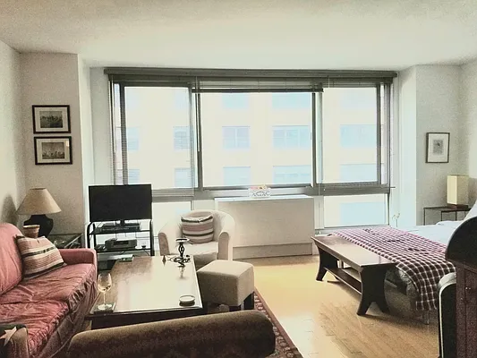 Rented by 212 Apartments LLC | media 6