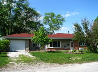 508 E Buckner St, Tuscola, IL 61953