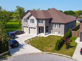 1484 Rankin Ave, Windsor, ON N9B 3V6