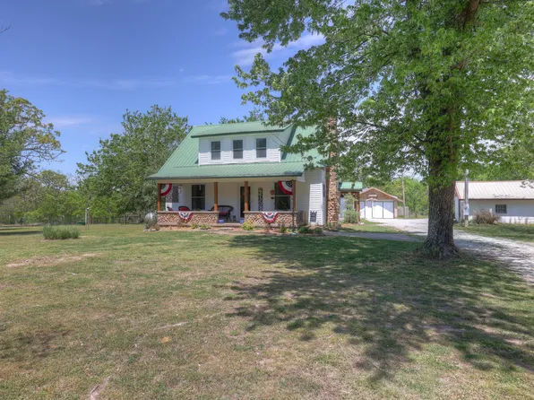 11406 Iris Rd Road, Neosho, MO 64850