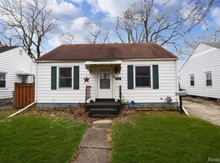 635 Crawford St, Flint, MI 48507