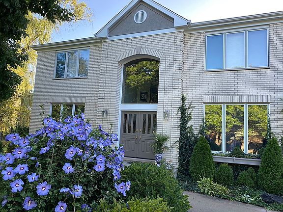 3rd image of 2325 Hybernia Dr