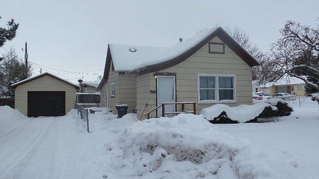 1st image of 800 E 1st St