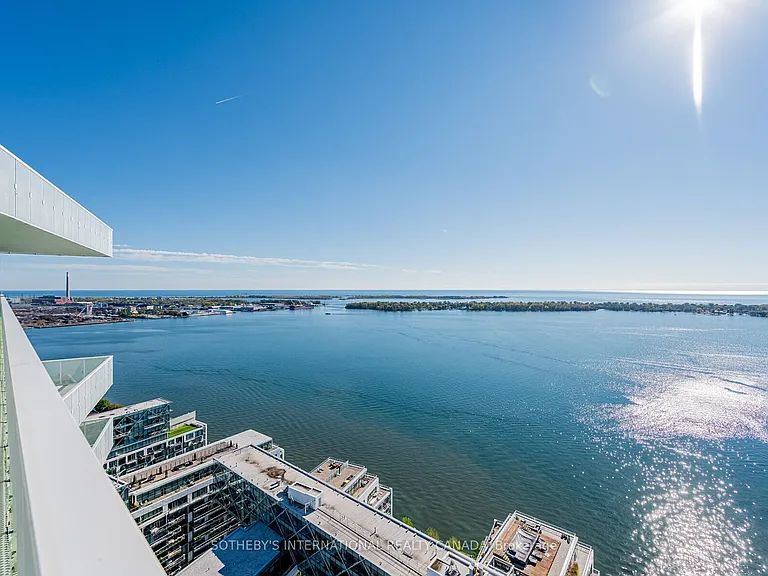 15 Queens Quay E #3403 — Photo 27