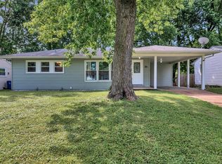 10 Linkous Dr, Florissant, MO 63031