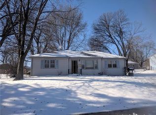 102 S Circle Dr, Belton, MO 64012